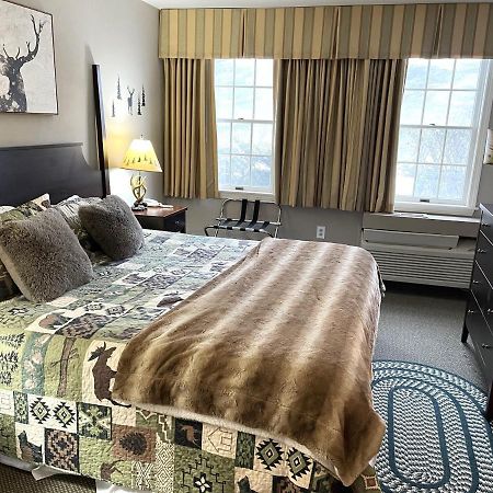 Deluxe Ski On Off 1Br Suite Sleeps 4 On Jiminy Mtn Hancock Eksteriør billede