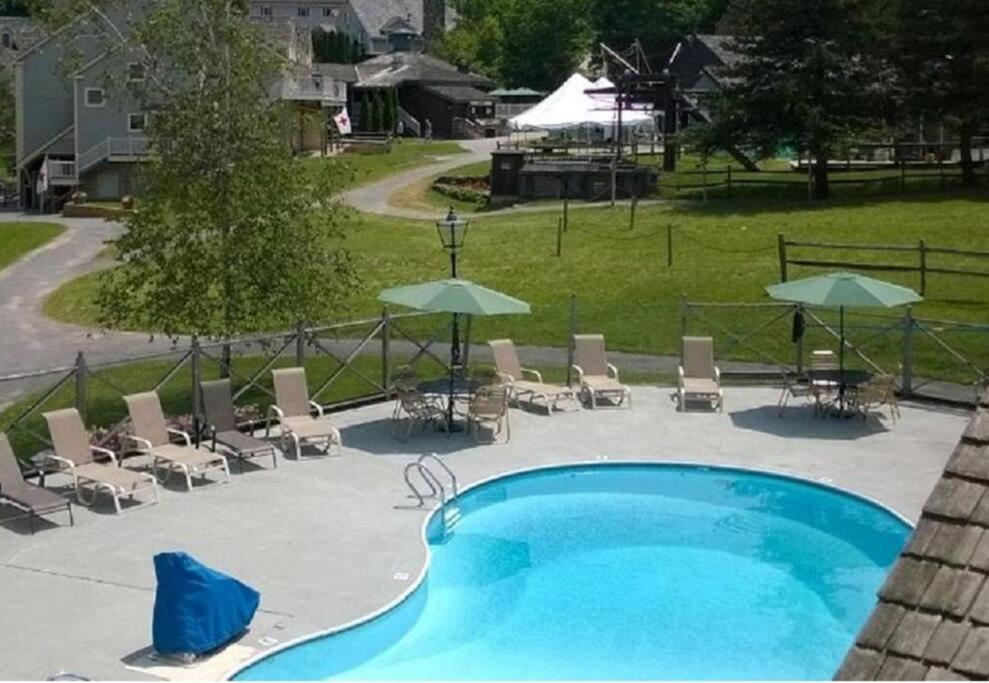 Deluxe Ski On Off 1Br Suite Sleeps 4 On Jiminy Mtn Hancock Eksteriør billede